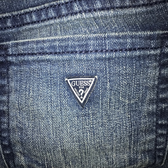 Guess Jean Shorts - Picture 7 of 9